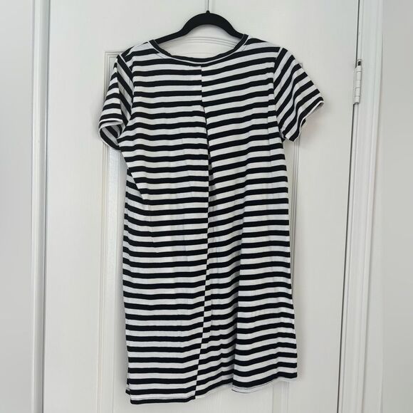 Bobeau Monochrome black and white Striped T Shirt Dress - medium - Picture 3 of 4